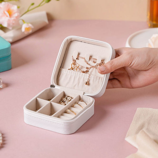 Portable Leather Jewelry Organizer Box (Zippered Travel Case)